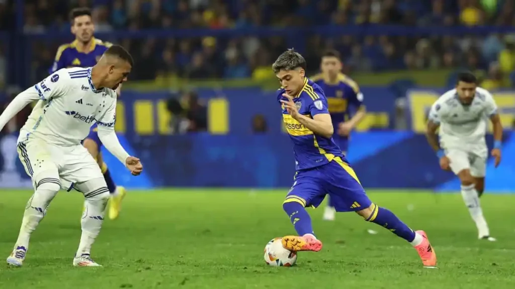 Cruzeiro vs Boca en vivo Jeinz Macias